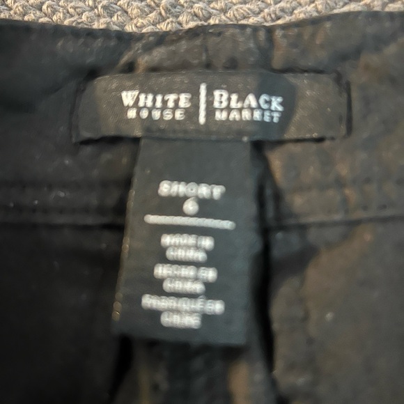 WHITE HOUSE BLACK MARKET SILVER STUDDED BLACK SHORTS,  Size 6,  Good condition - Picture 4 of 4